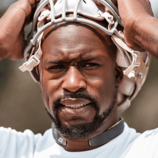 How Vernon Davis Helped Protect His Brain for Life After Football - Q30